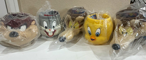 Warner bros looney - warner, bros.